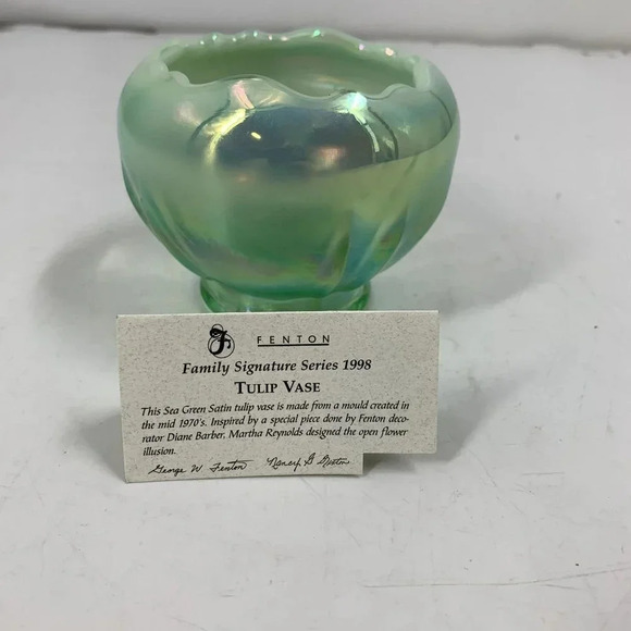 Fenton Tulip Vase Family Signature Series #2994‎ 1998 Sea Green - Picture 1 of 10